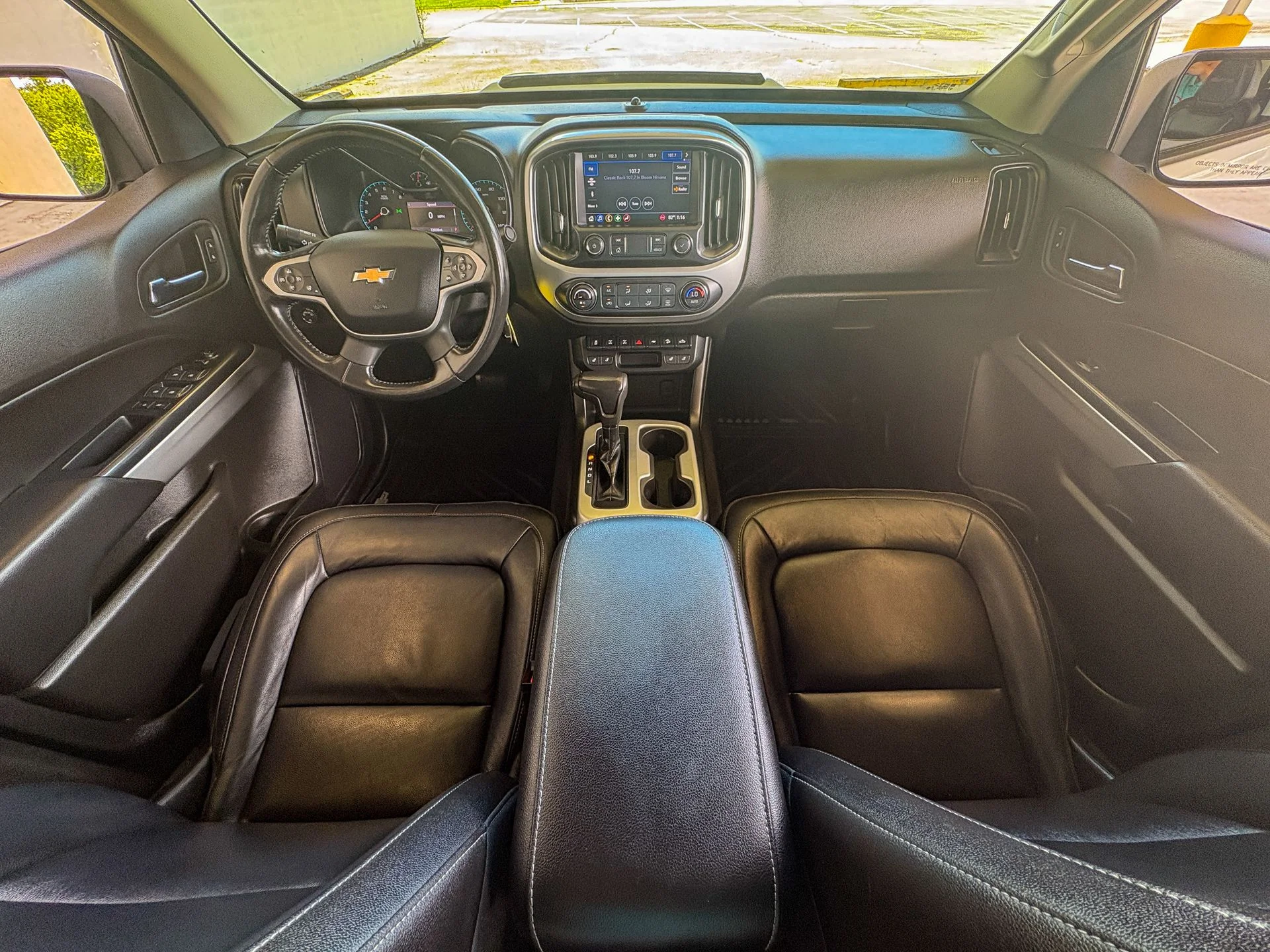 Used 2019 White Chevrolet ZR2 image 28