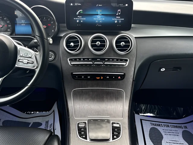 Used 2022 Gray Mercedes-Benz GLC 300 image 16