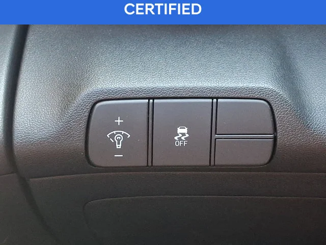 Certified Used 2025 Gray Hyundai SEL Convenience image 26
