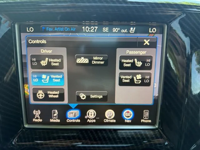 Used 2015 White Jeep SRT image 31
