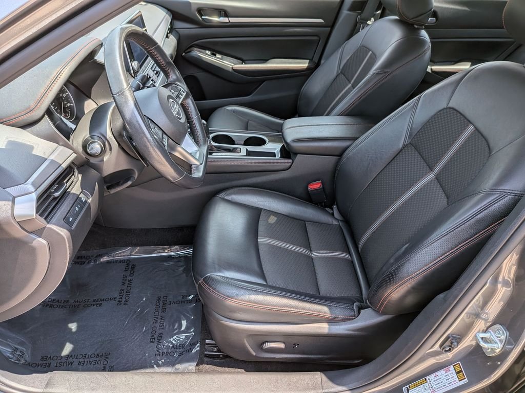 Used 2024 Gray Nissan 2.5 SR image 15