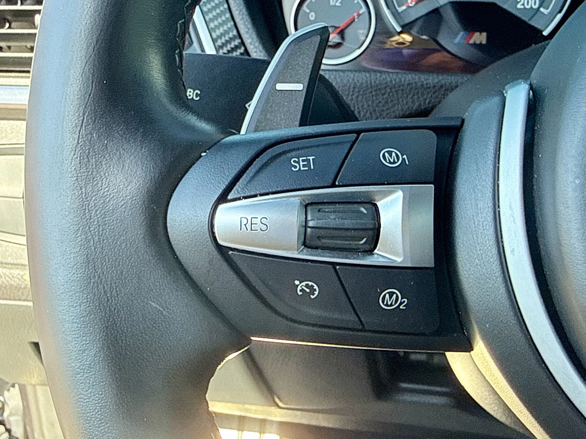 Used 2018 Mineral Gray Metallic BMW Competition image 37