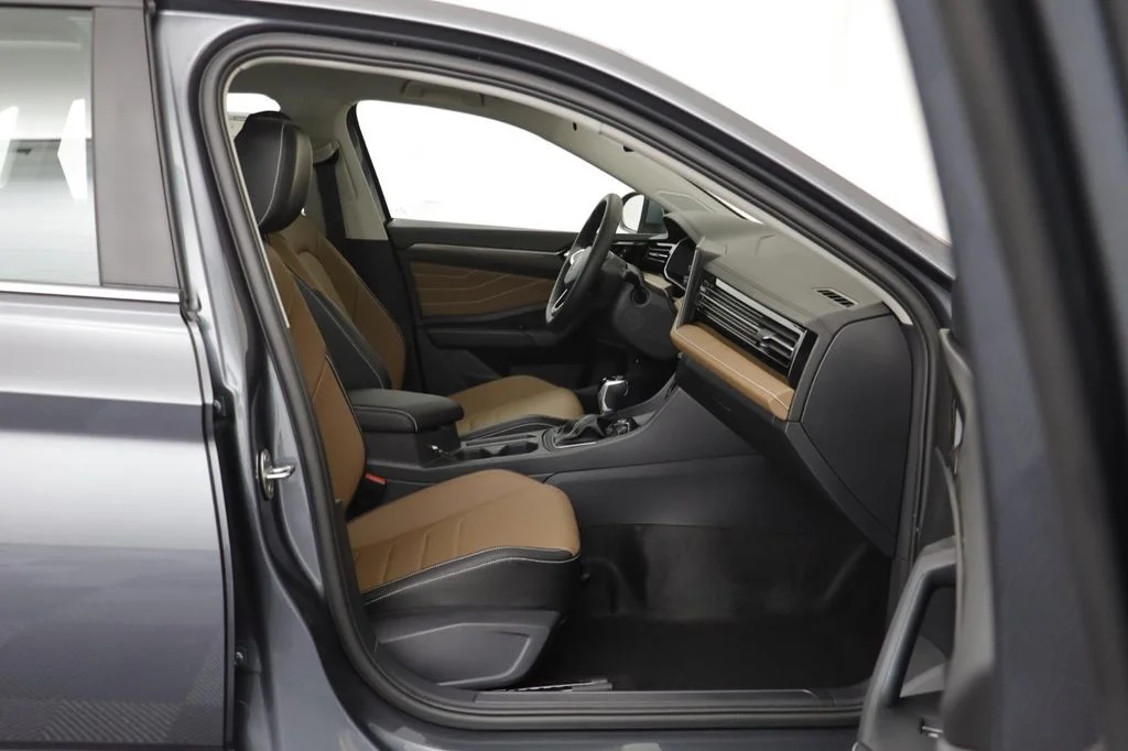 New 2026 Platinum Gray Volkswagen 1.5T SEL image 20