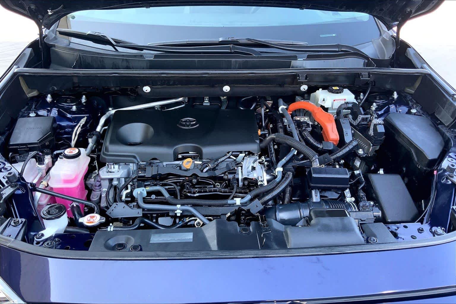 Certified Used 2021 Blueprint Toyota Hybrid XLE image 31