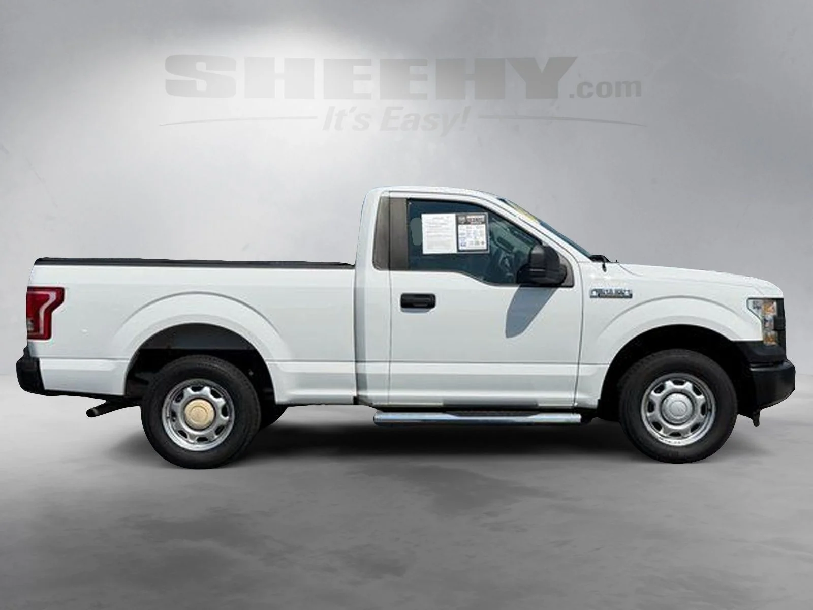 Used 2016 White Ford XL image 9