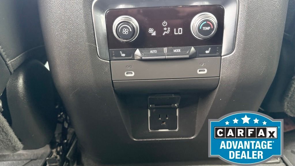 Used 2022 Black Chevrolet Z71 image 16