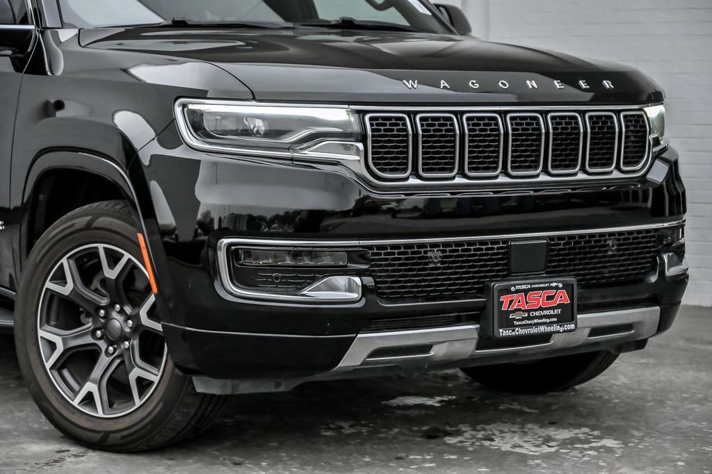 Used 2023 Black Jeep Series III 4x4 image 3