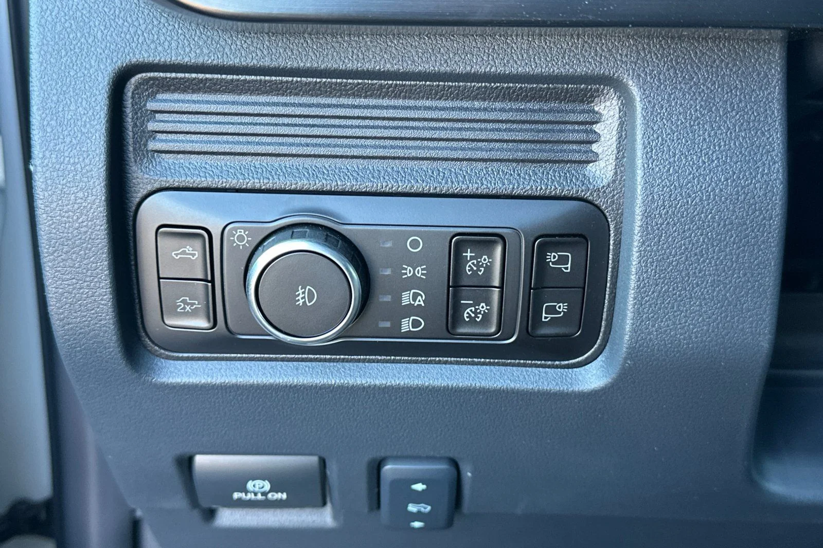 2026 Ford F-350 Super Duty Lariat - Photo 26