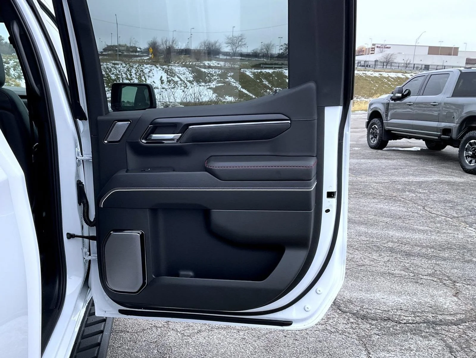 New 2026 Summit White GMC AT4X image 17