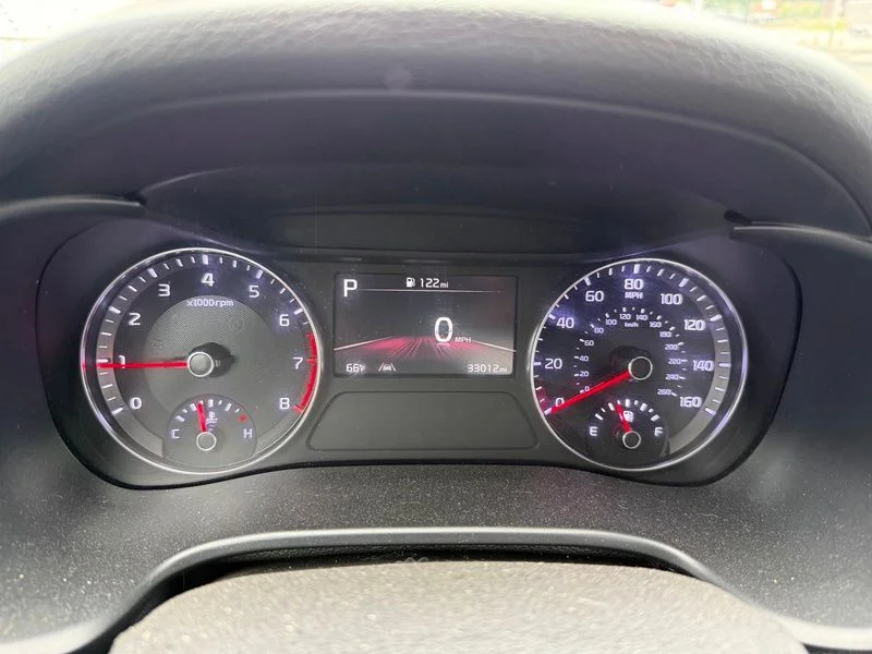 Used 2023 Red Kia GT-Line image 11