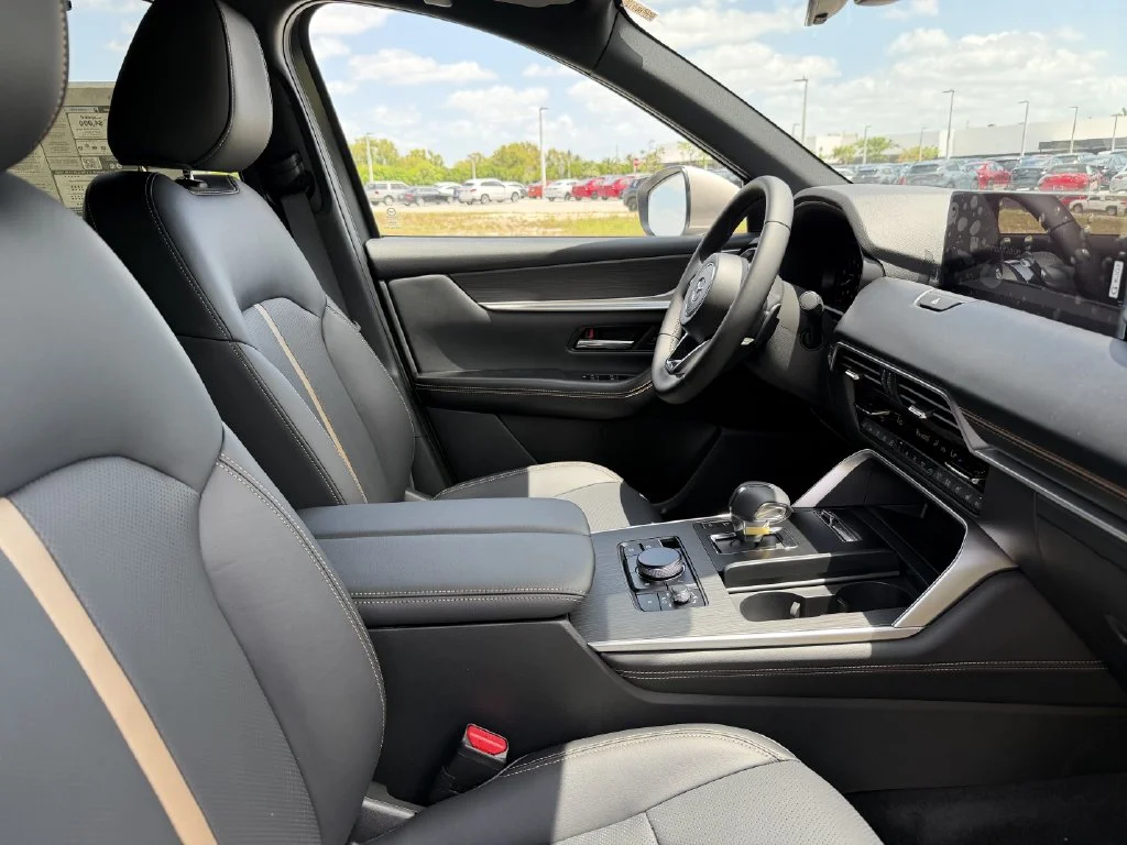 New 2026 White Mazda 3.3 Turbo S Premium Plus image 10