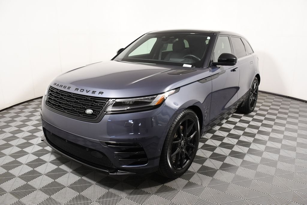 Certified Used 2026 Varesine Blue Metallic Land Rover Dynamic SE image 1
