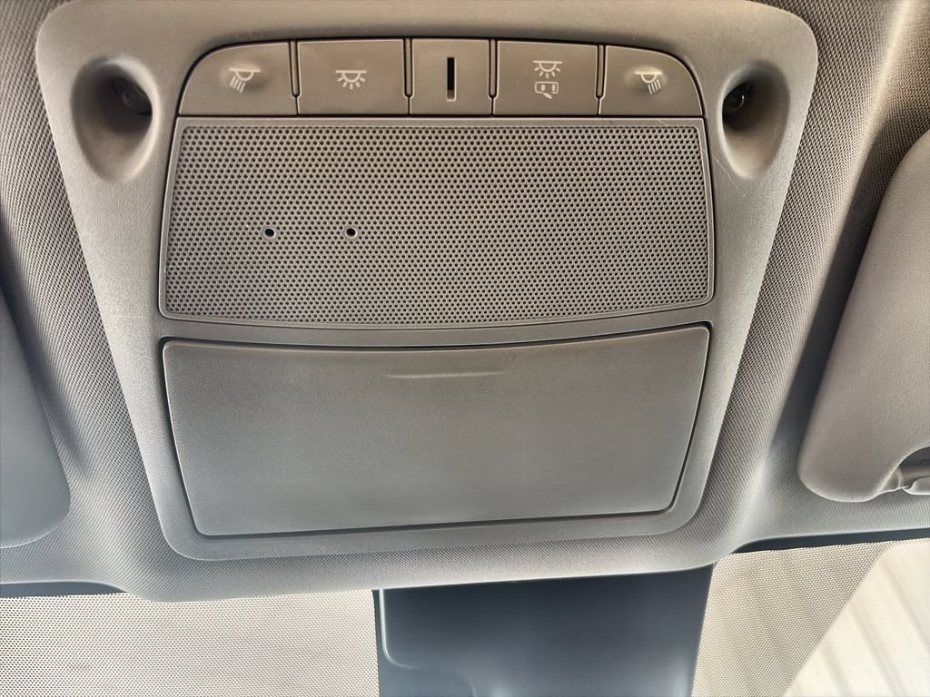 Used 2020 Silver Nissan S FWD Xtronic CVT image 19