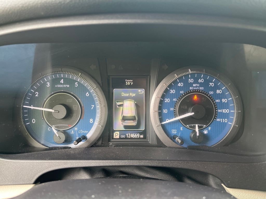 Used 2017 Midnight Black Metallic Toyota XLE image 16