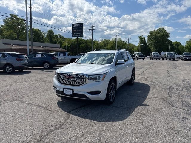 2019 GMC Acadia Denali FWD's photo