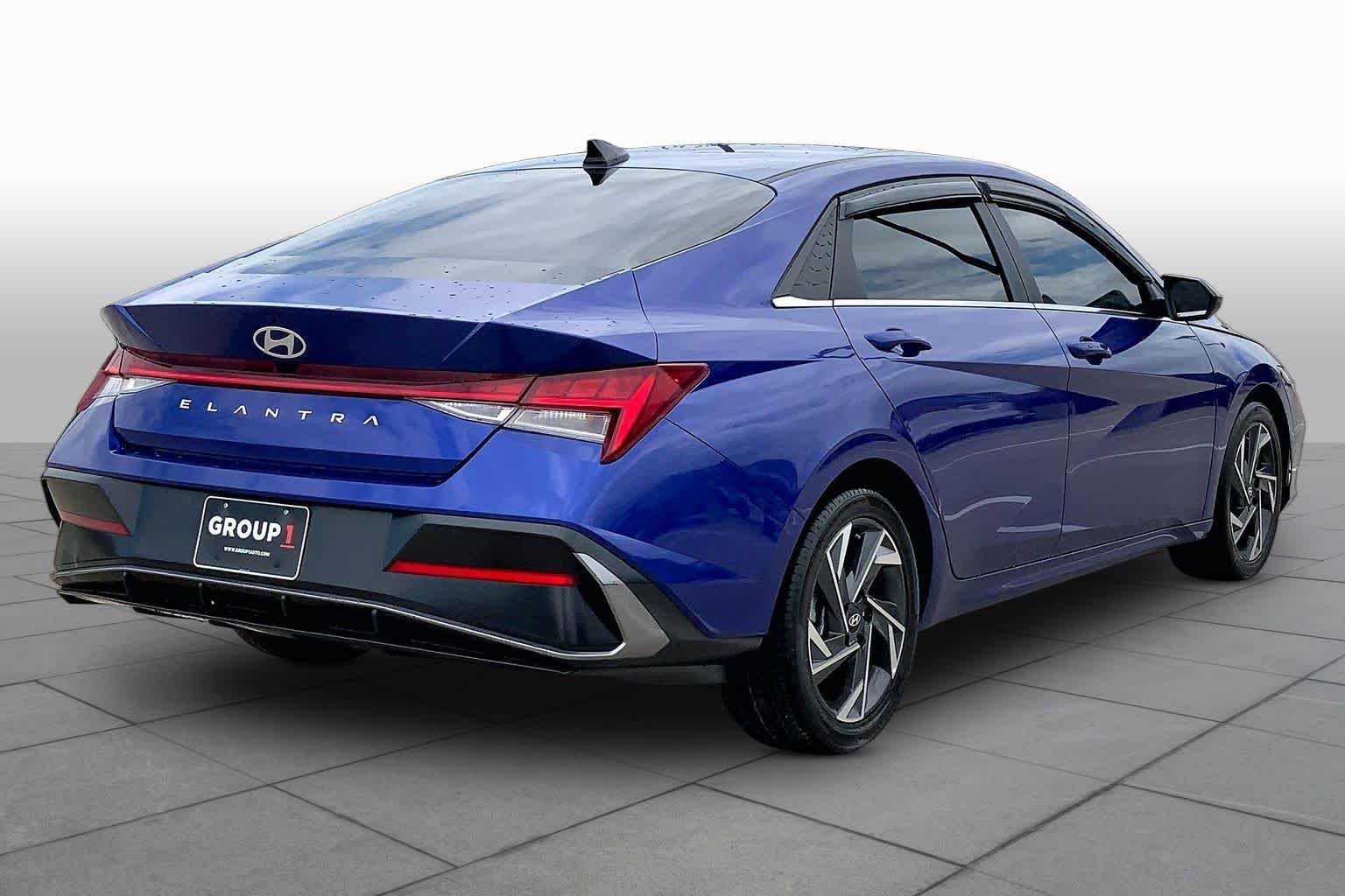 Used 2024 Intense Blue Hyundai SEL image 12