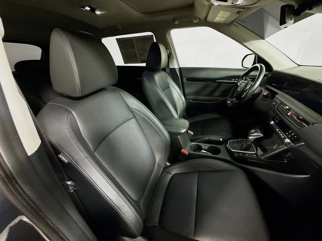 Used 2024 Gravity Gray Kia EX image 28