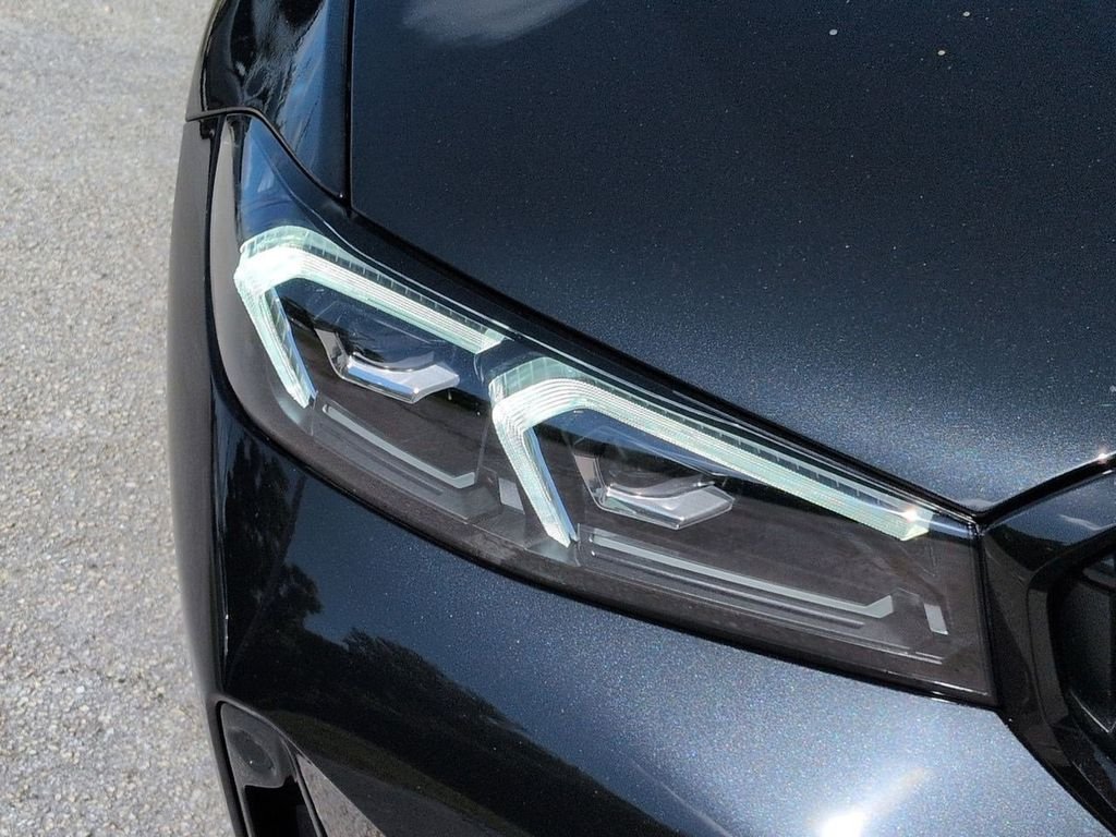 New 2026 Black Sapphire Metallic BMW 330i image 10