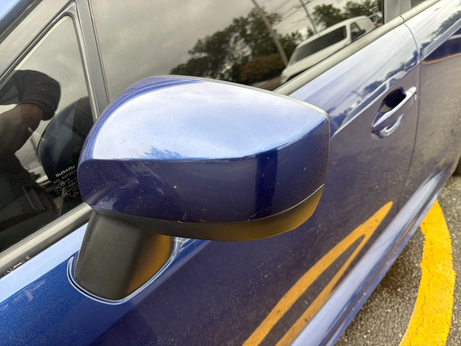 Used 2017  Subaru  image 25