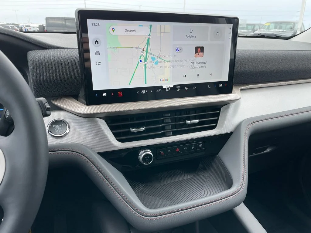 2026 Ford Explorer Active - Photo 12