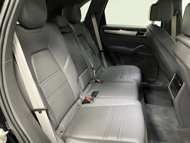 2022 Porsche Cayenne Platinum Edition - Photo 49