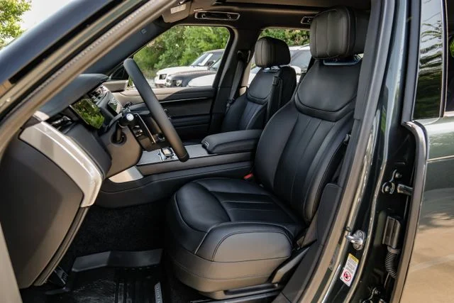 New 2026  Land Rover SE image 41