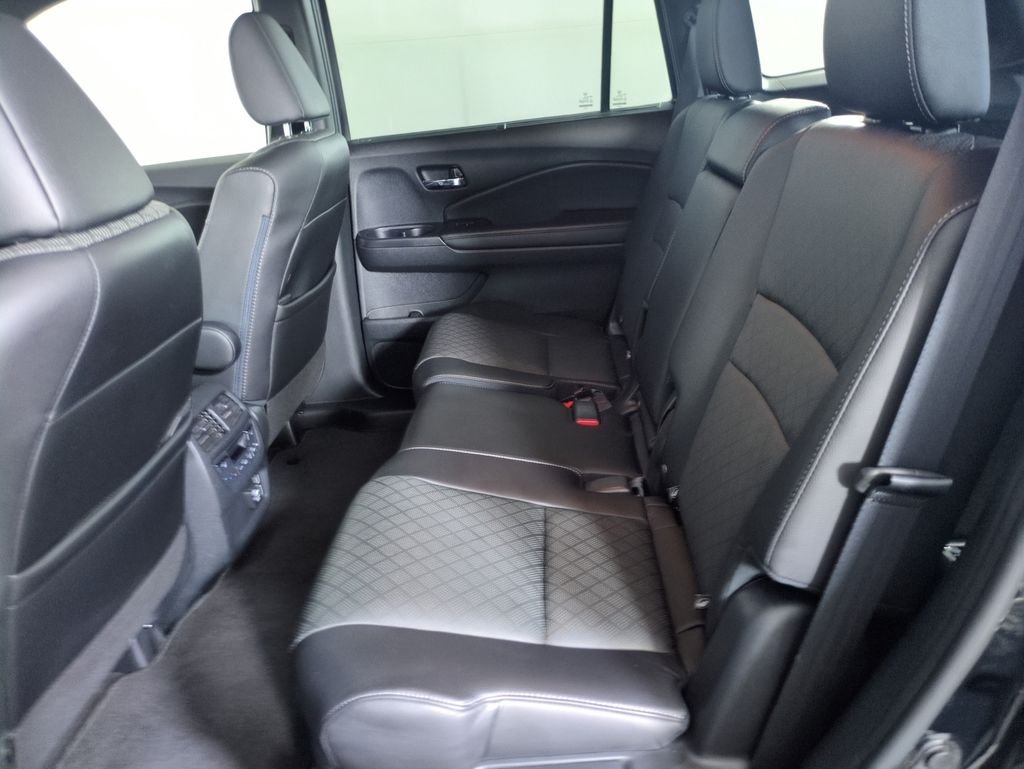 Used 2021  Honda Elite image 27