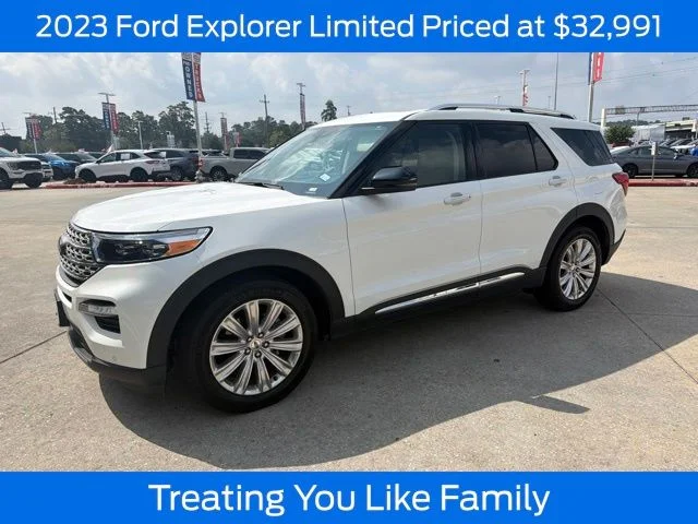 Used 2023 Star White Ford Limited image 1