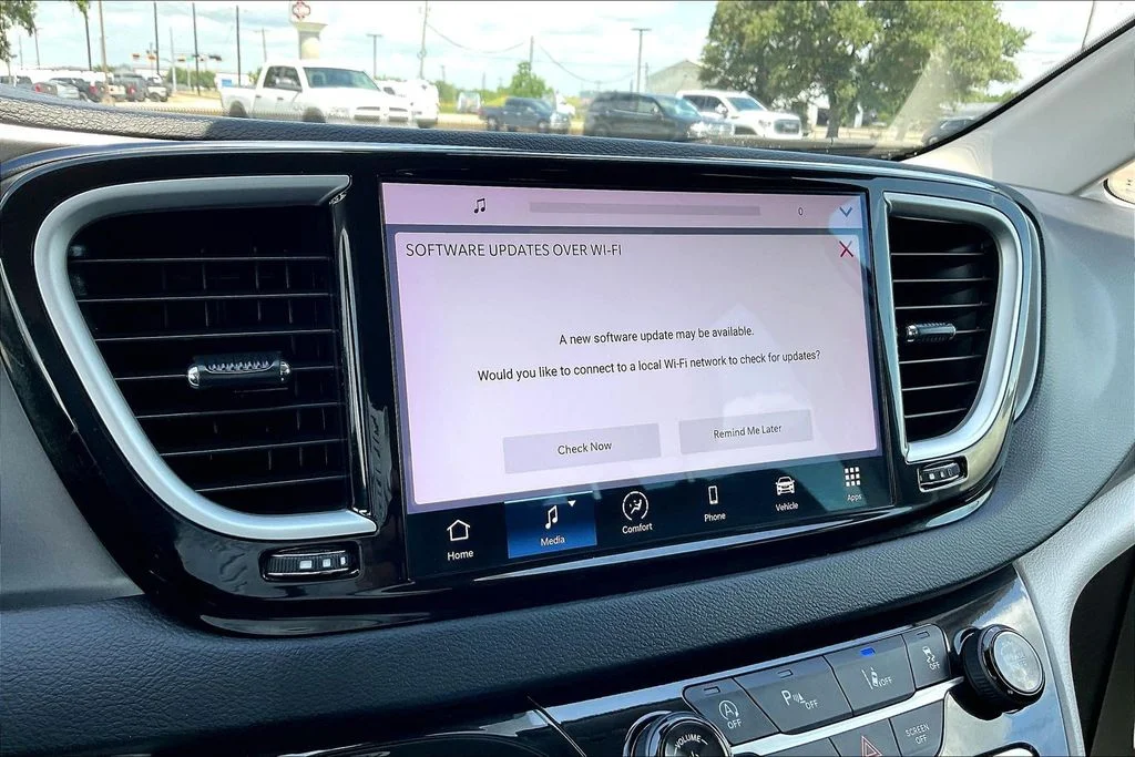 Certified Used 2024 Silver Chrysler Touring L image 24