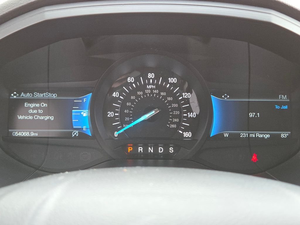 Used 2022 Silver Ford SEL image 23