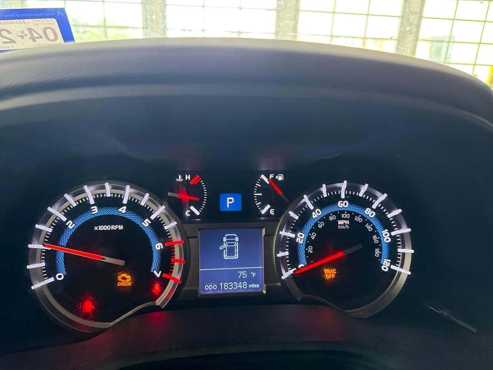 Used 2014 Silver Toyota SR5 image 23