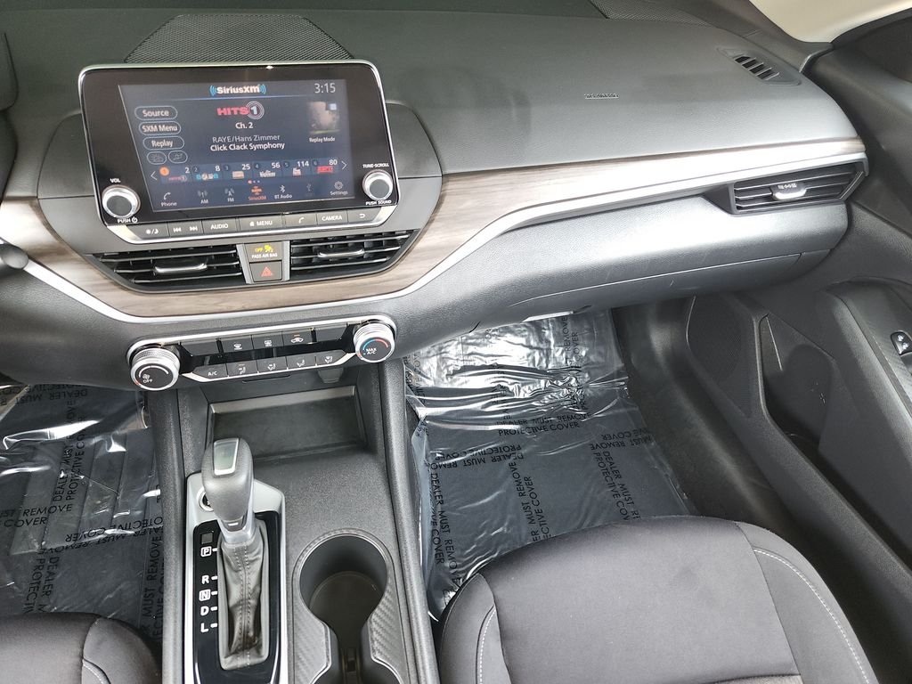 Used 2025 Black Nissan 2.5 SV image 16