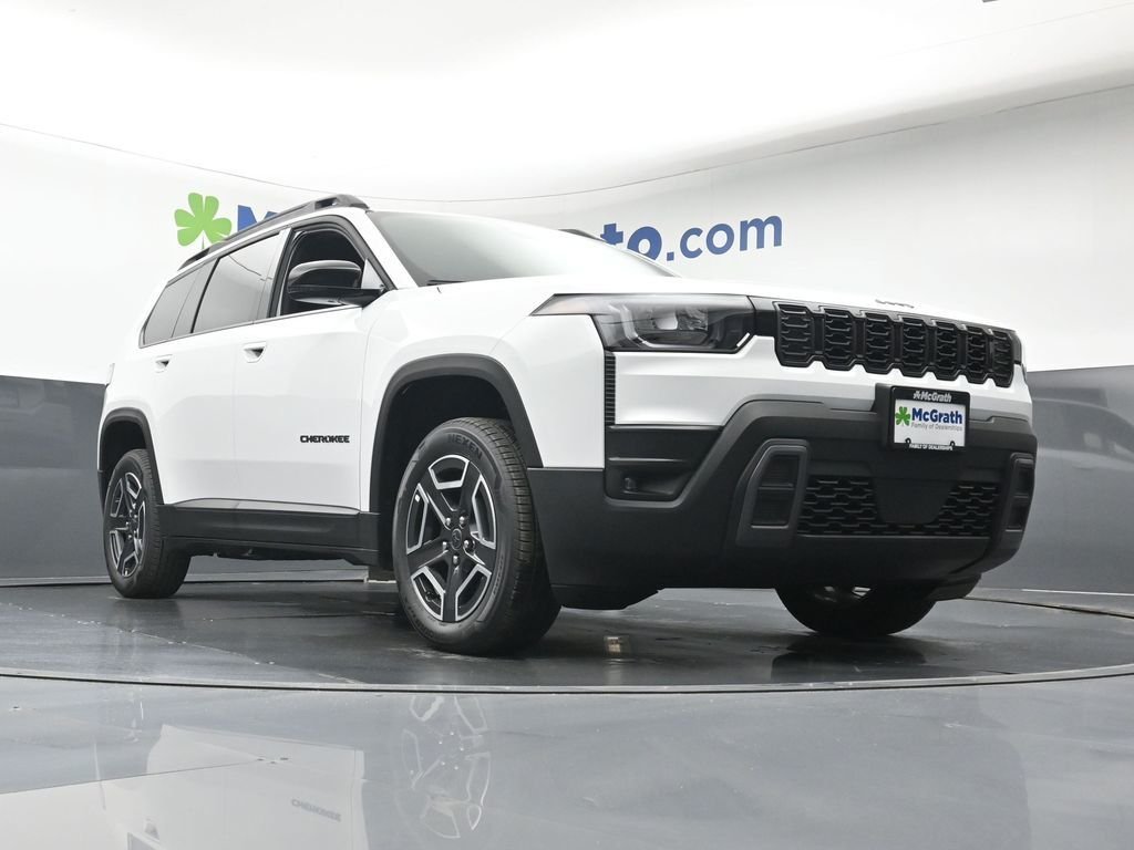 New 2026 Bright White Clear-Coat Exterior Paint Jeep Limited image 30