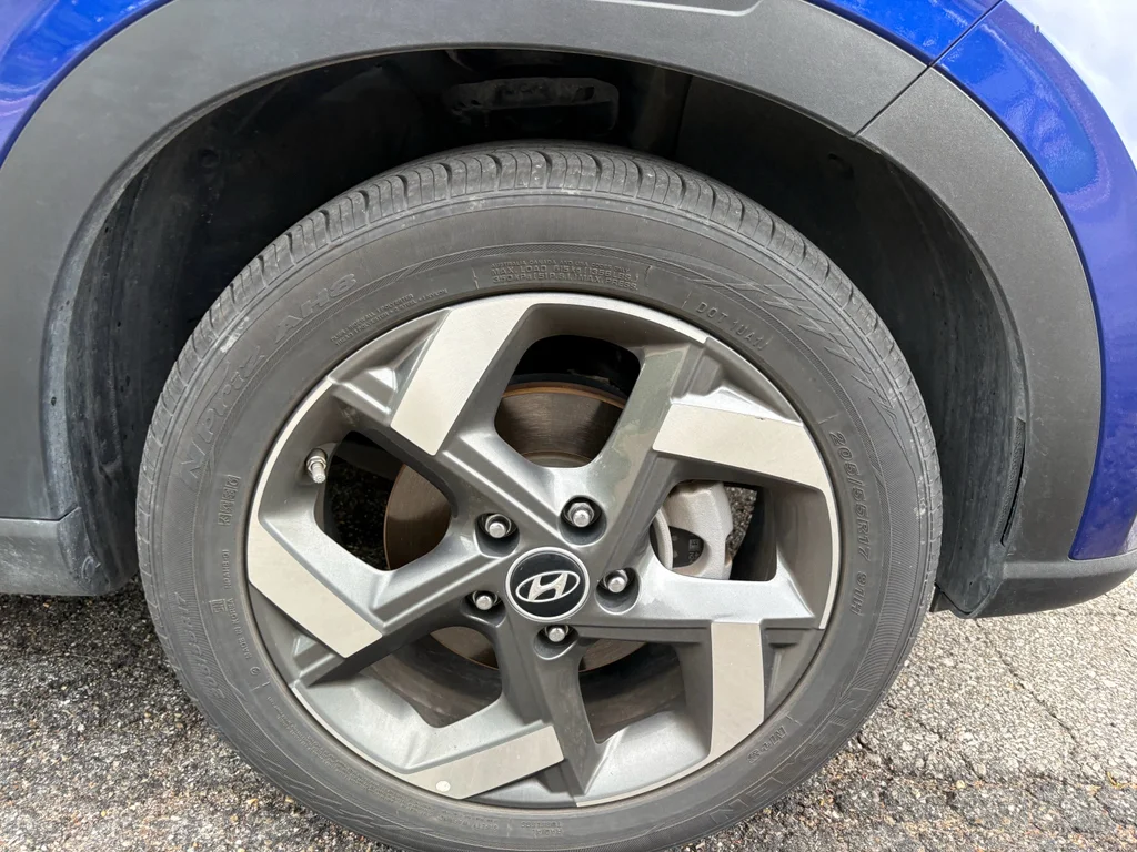 Used 2025 Intense Blue Hyundai SEL image 9