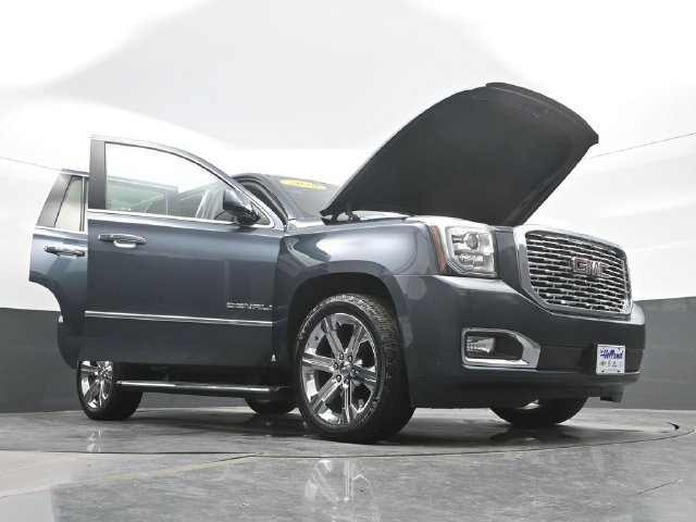 2020 GMC Yukon Denali - Photo 32