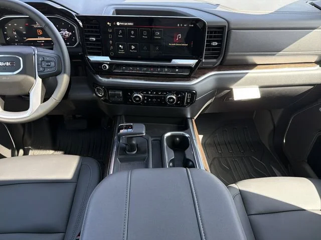New 2026 Sterling Metallic GMC Elevation image 16