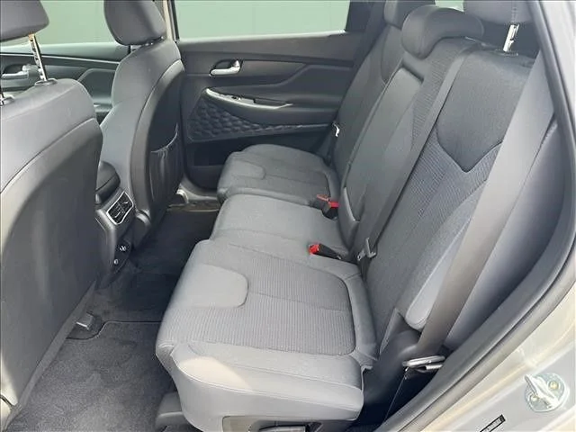 Used 2022 Silver Hyundai SEL image 13