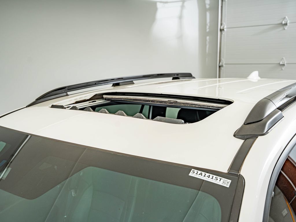 Used 2024 Platinum White Pearl Honda Black Edition image 17