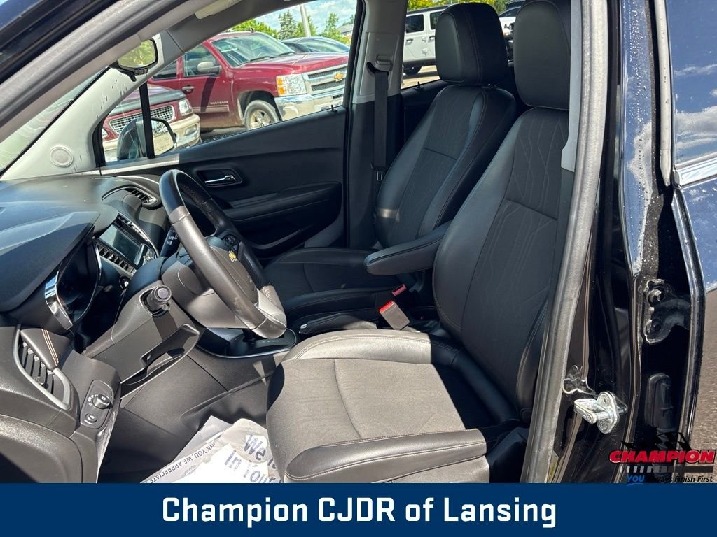Used 2019 Black Chevrolet LT image 11