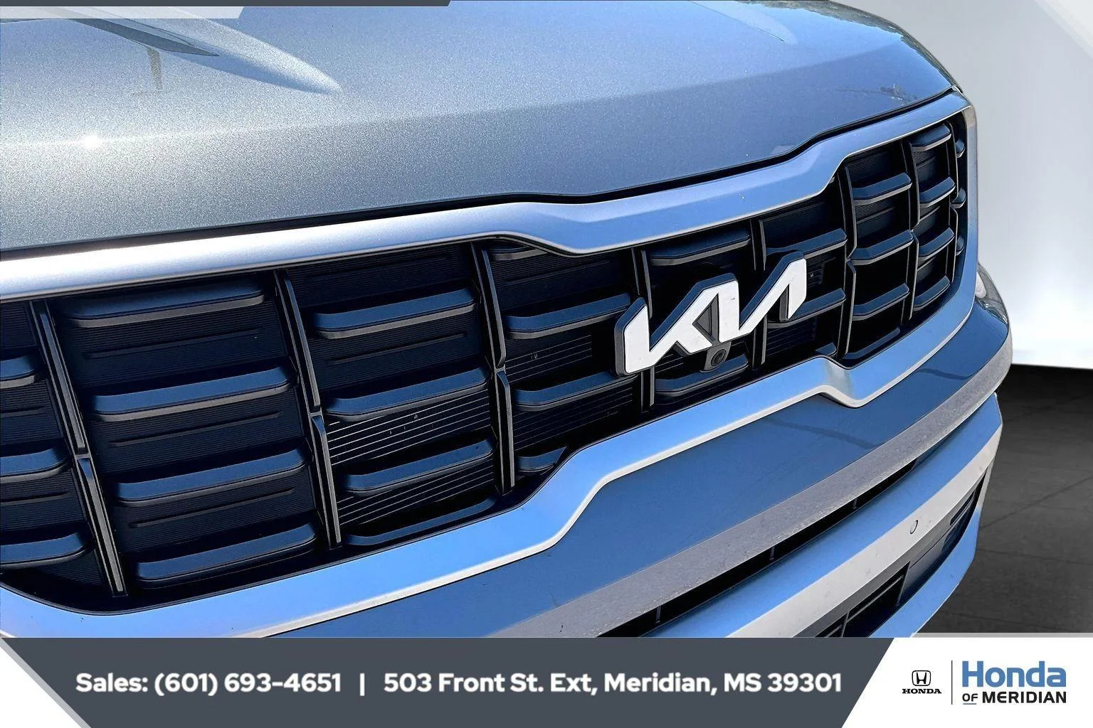 Used 2025 Everlasting Silver Kia SX image 22