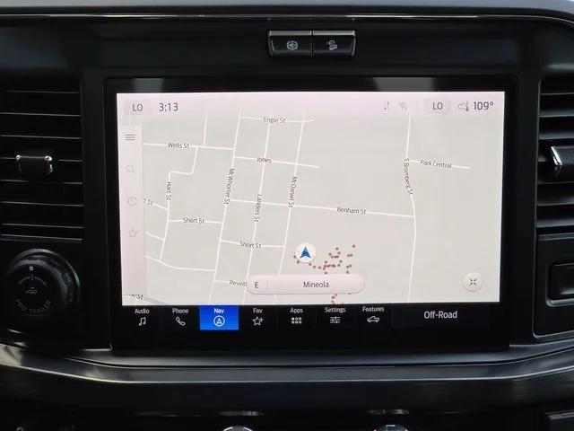 Used 2025 Avalanche Ford Lariat image 15