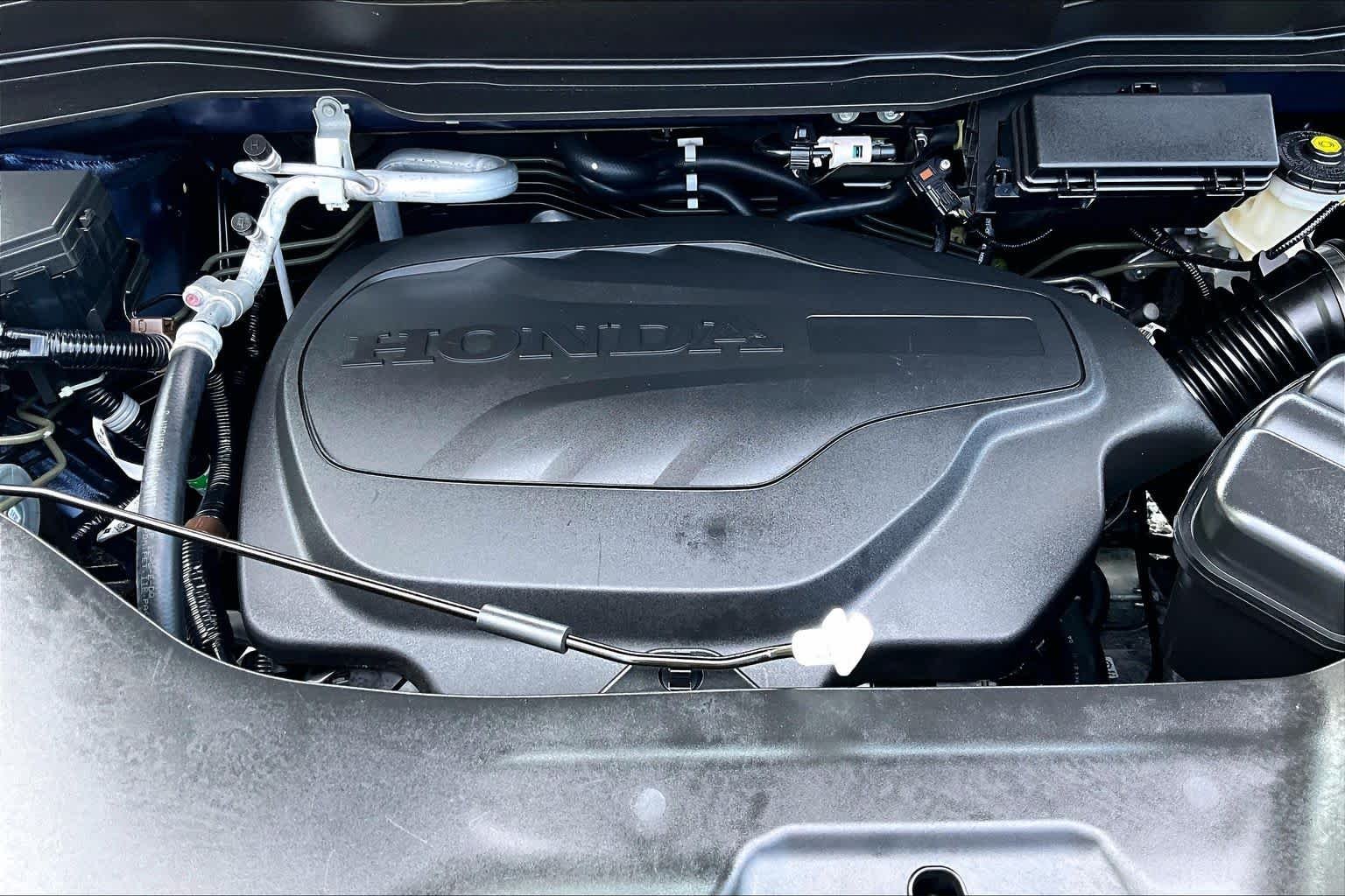 Used 2022 Obsidian Blue Pearl Honda RTL-E image 33