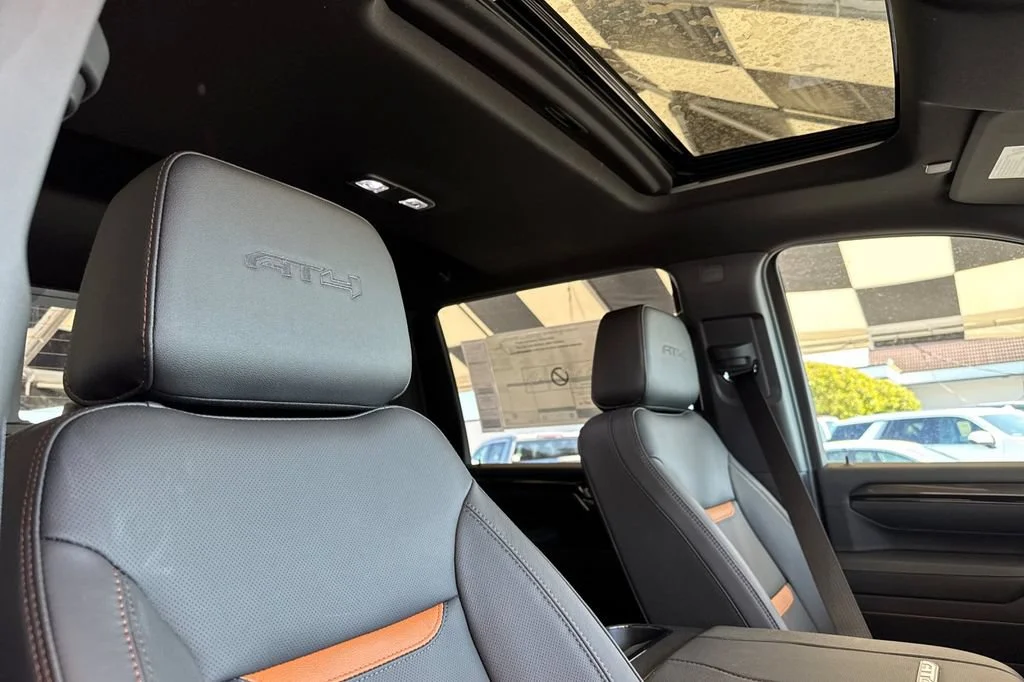 2026 GMC Sierra 3500HD AT4 - Photo 13