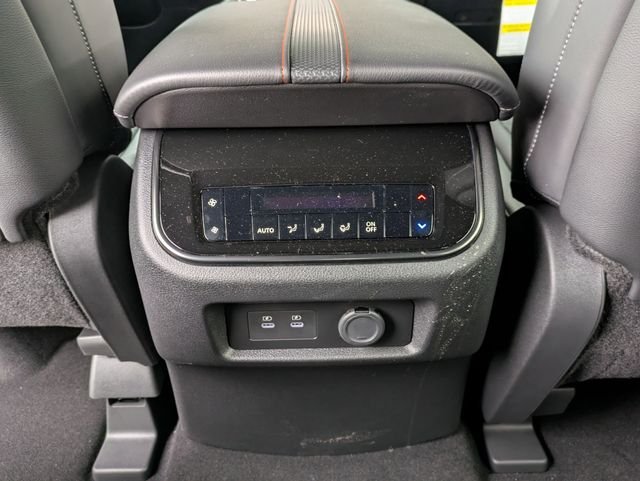 New 2026 Alpine Metallic / Super Black Two-tone Nissan PRO-4X® image 26