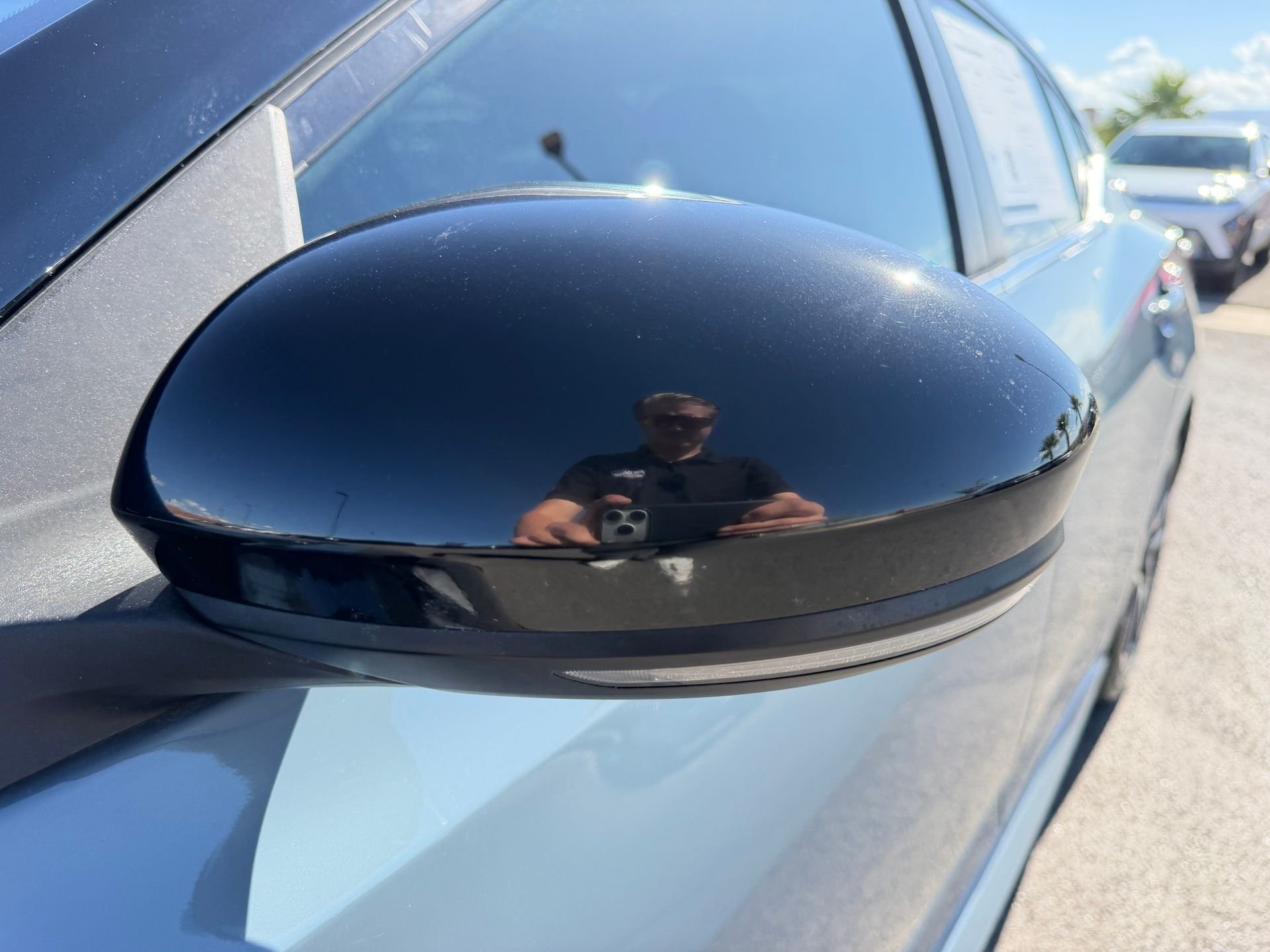 Used 2025 Gray Nissan SR image 16