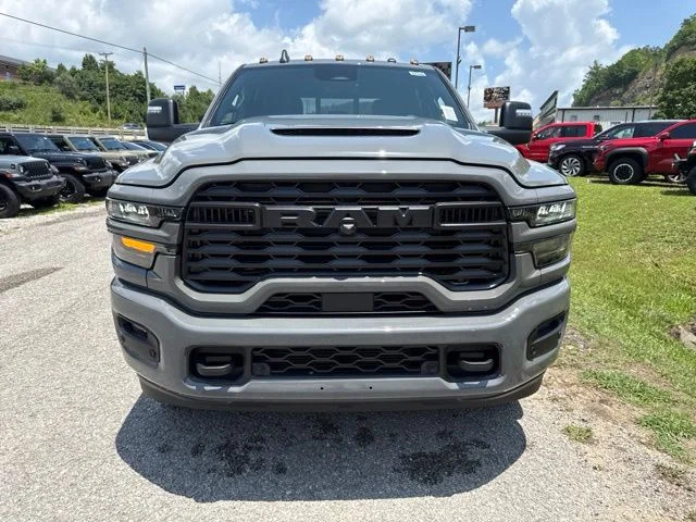 New 2026 Ceramic Gray Clearcoat RAM Tradesman image 8