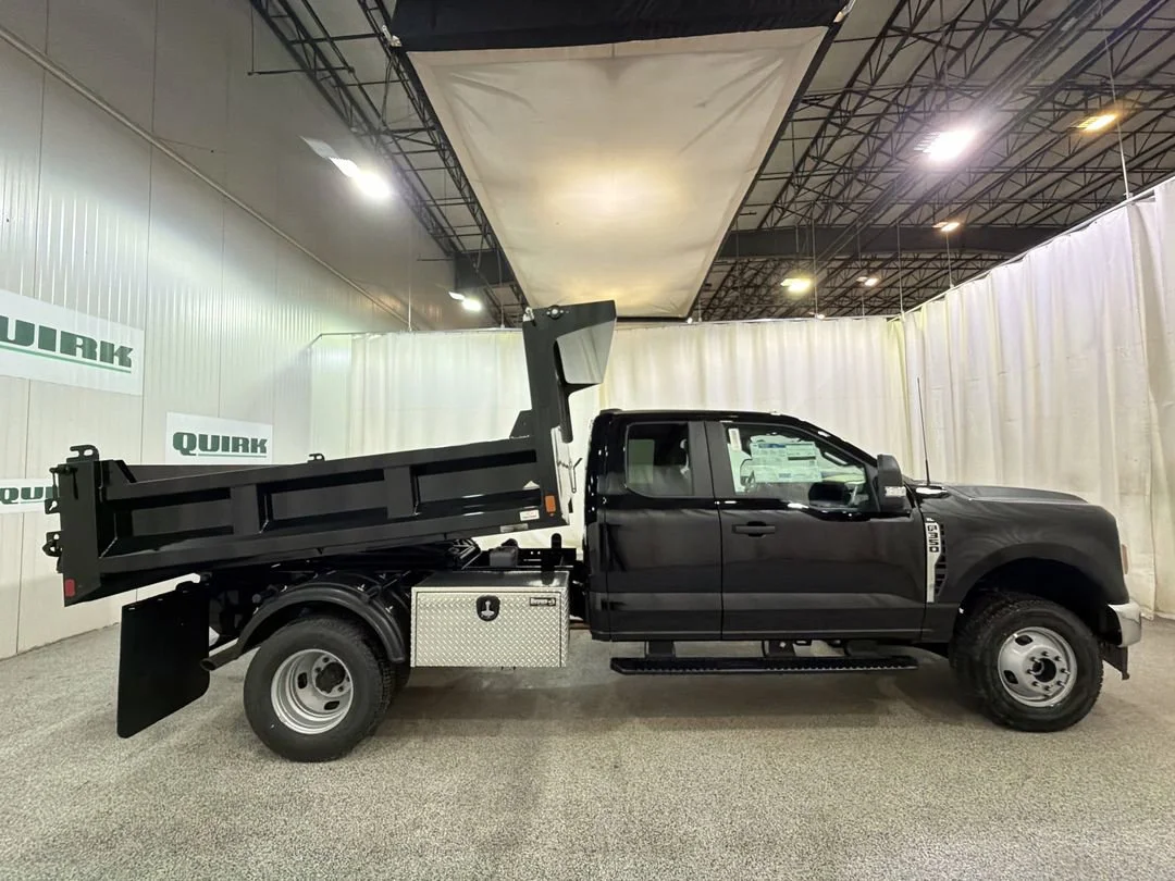 New 2026 Agate Black Metallic Ford F-350® XL image 22