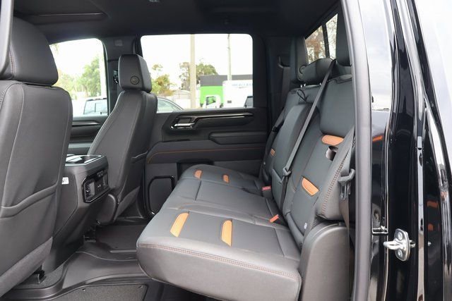 2026 GMC Sierra 2500HD AT4 - Photo 13