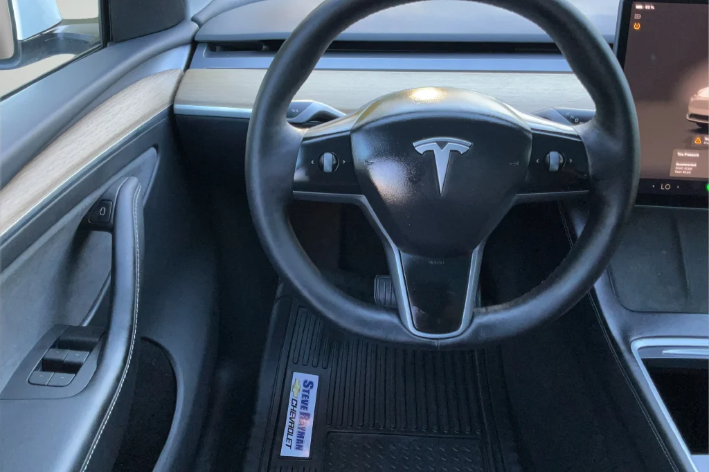 Used 2024 White Tesla Long Range image 13