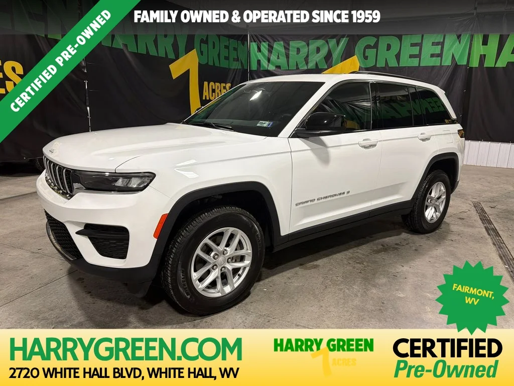 Certified Used 2025 Bright White Clearcoat Jeep Laredo X image 1